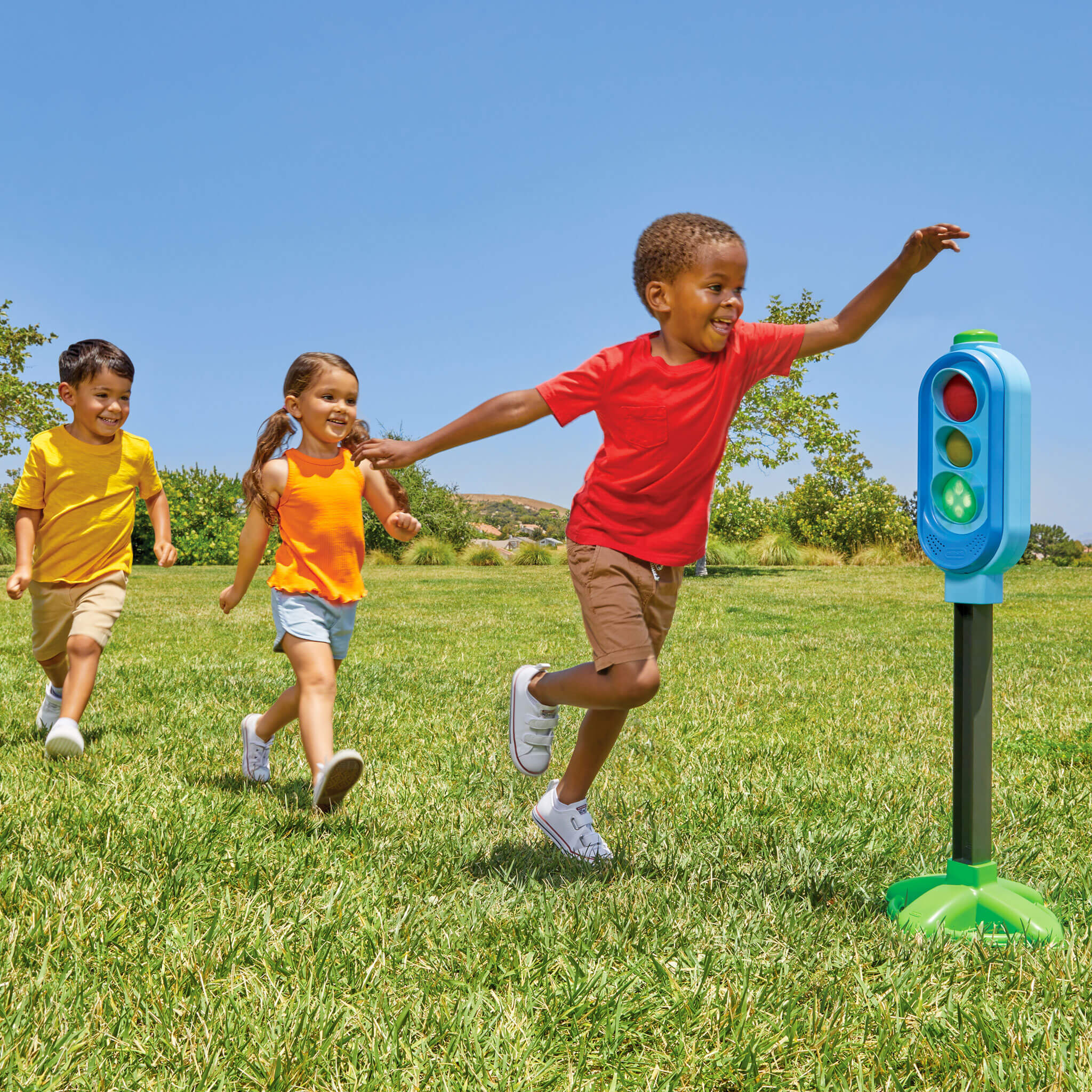 Red Light Green Light - Interactive Stoplight Game